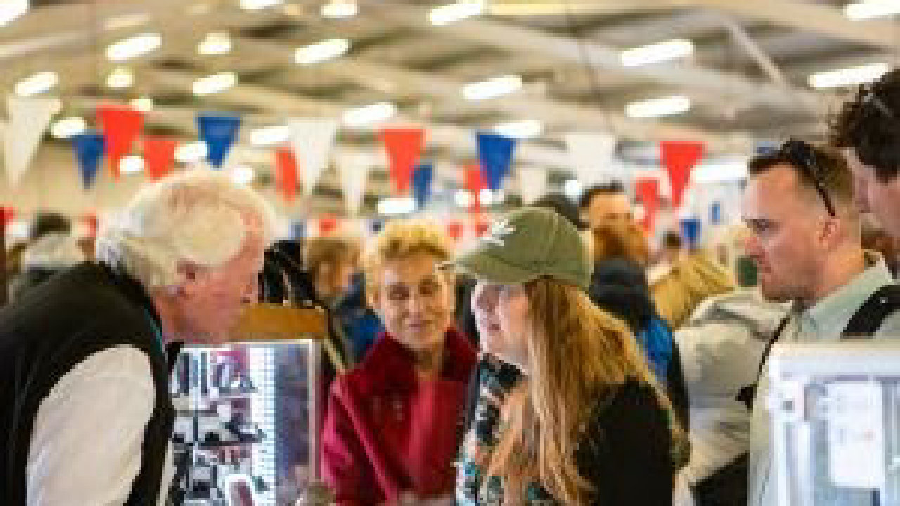 Antiques and Vintage Fair (picture: Kent Event Centre)