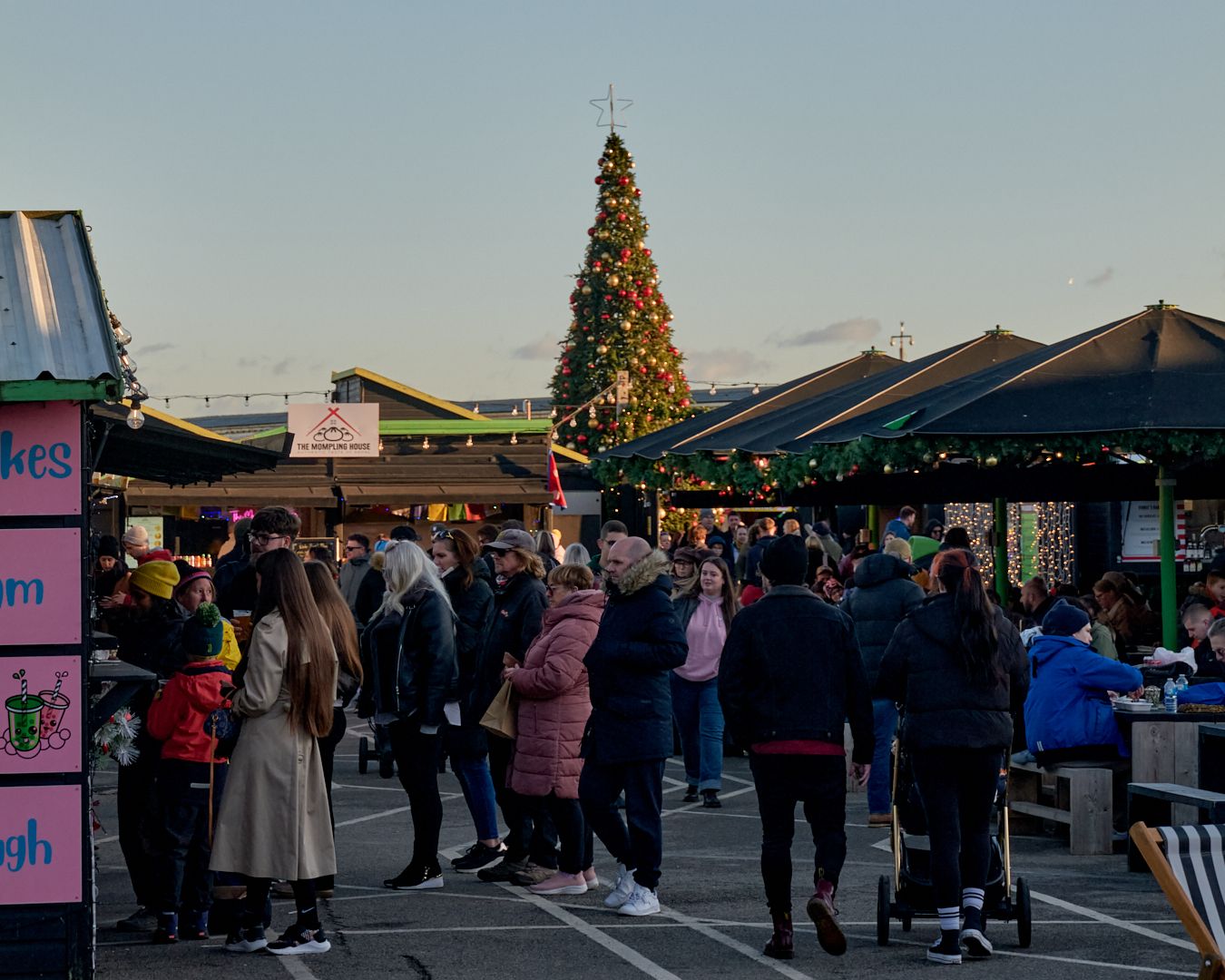 Festive Marketplace 2026 - DAY 8 (picture: Folkestone Harbour Arm)