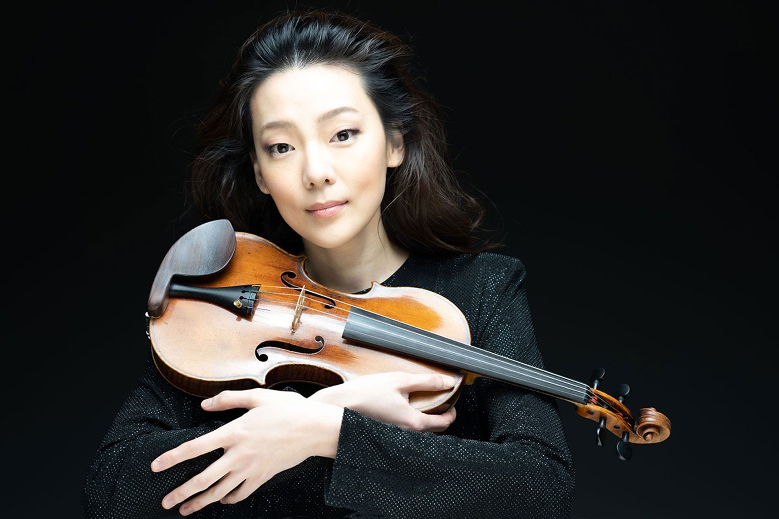 Philharmonia Orchestra: Clara-Jumi plays The Lark Ascending (picture: The Marlowe Theatre)