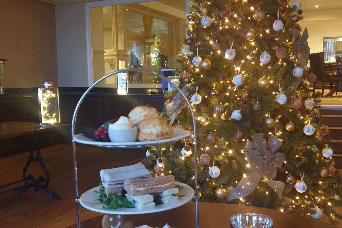 Festive Afternoon Tea (picture: Queens Hotel Brighton)