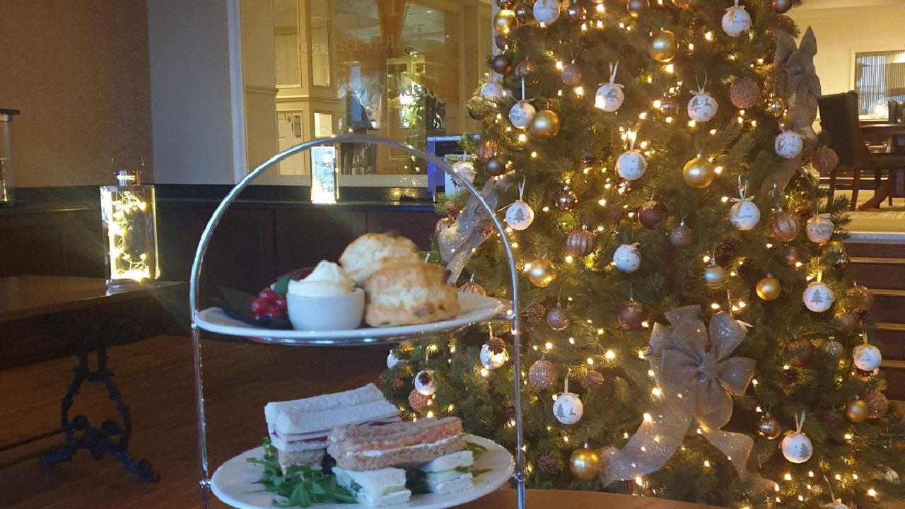 Festive Afternoon Tea (picture: Queens Hotel Brighton)