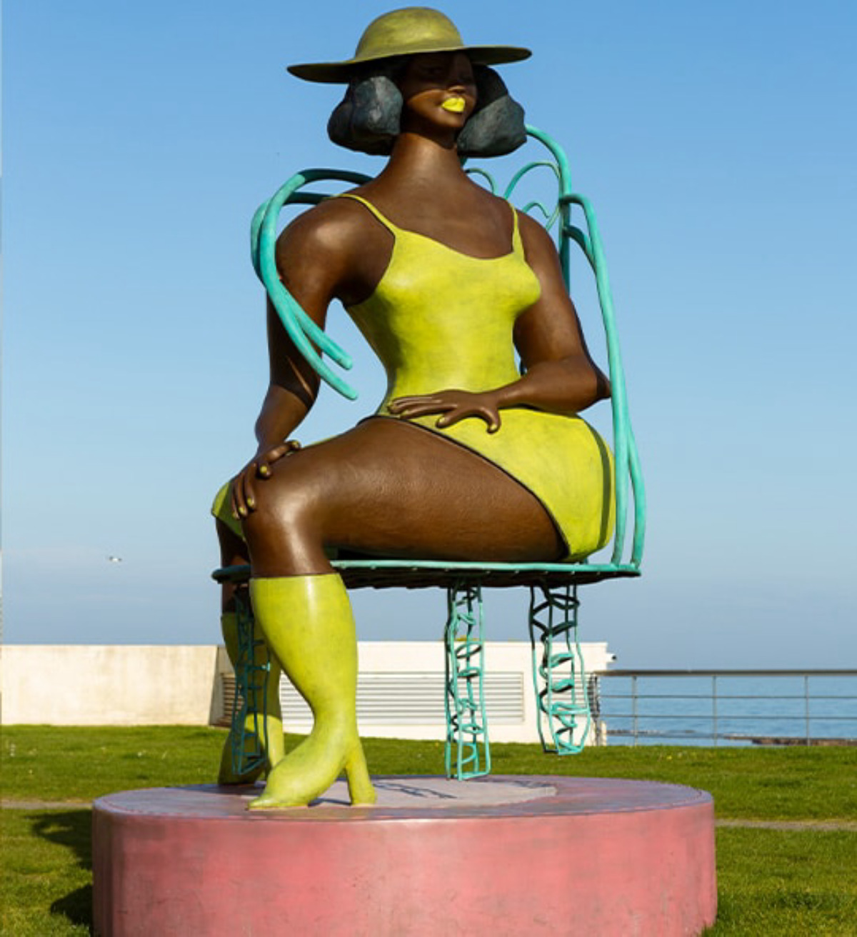 Outside (picture: De La Warr Pavilion)